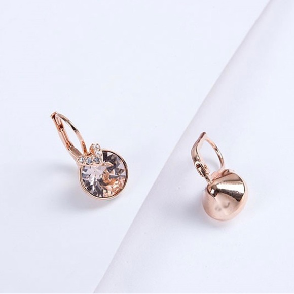 Swarovski hanging crystal earrings - Brand new - Champagne Colour - Picture 8 of 8